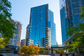 609 - 1050 Burrard Street